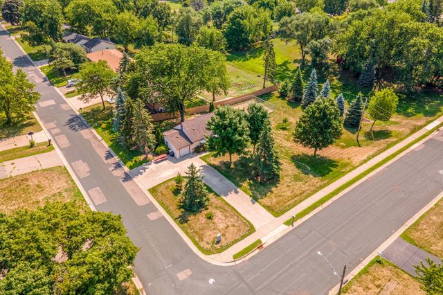 9380 Revere Lane N, Maple Grove, MN 55369
