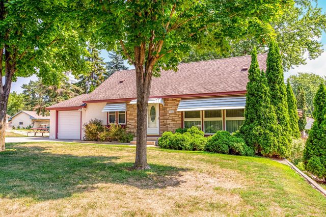 9380 Revere Lane N, Maple Grove, MN 55369