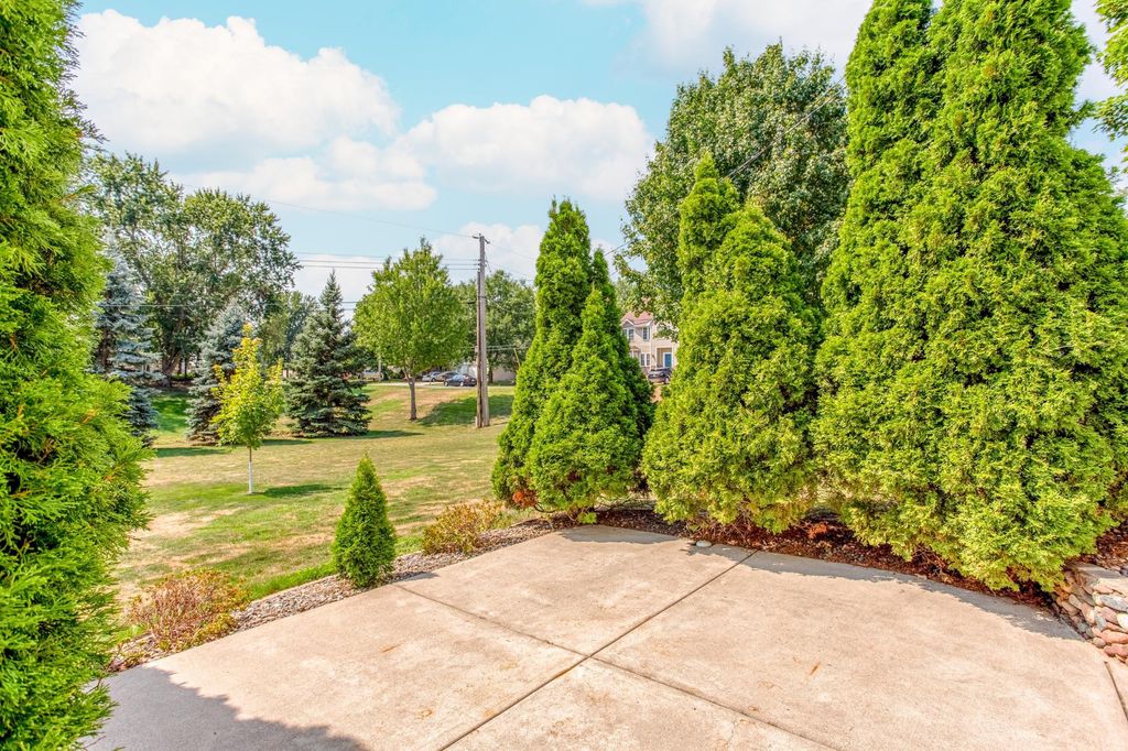 9380 Revere Lane N, Maple Grove, MN 55369 — photo 4