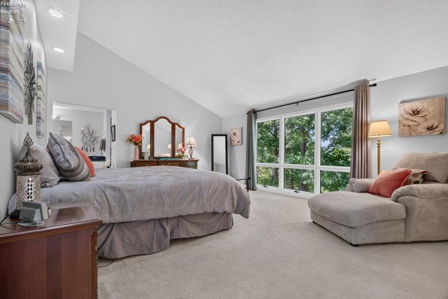 1193 Wildwood Drive, Vermilion, OH 44089