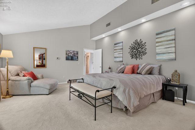 1193 Wildwood Drive, Vermilion, OH 44089