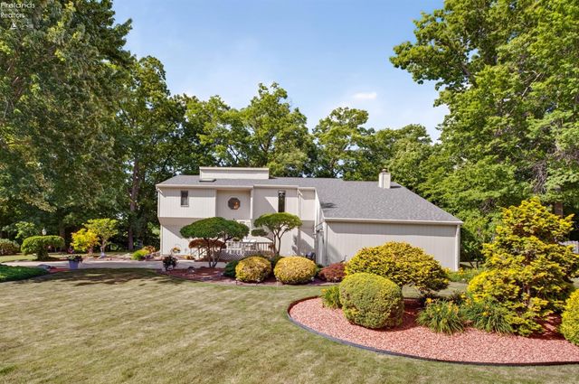 1193 Wildwood Drive, Vermilion, OH 44089