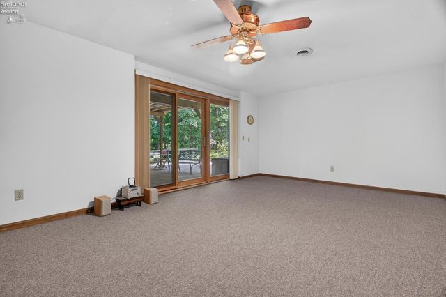 1193 Wildwood Drive, Vermilion, OH 44089