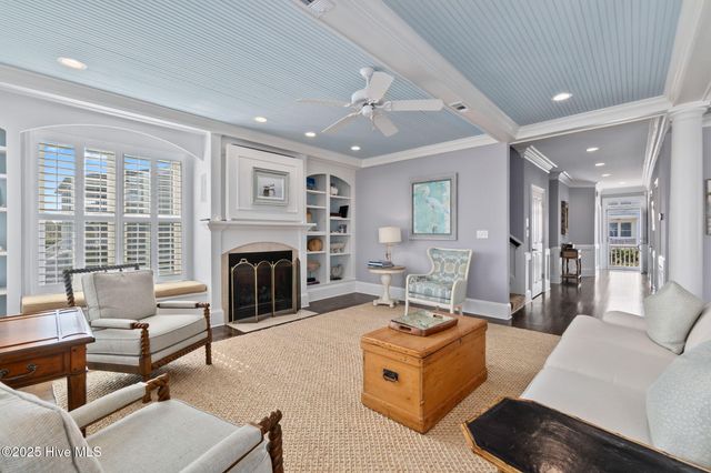 104 Gallants Lane, Beaufort, NC 28516