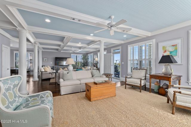 104 Gallants Lane, Beaufort, NC 28516