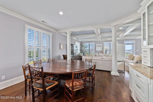 104 Gallants Lane, Beaufort, NC 28516