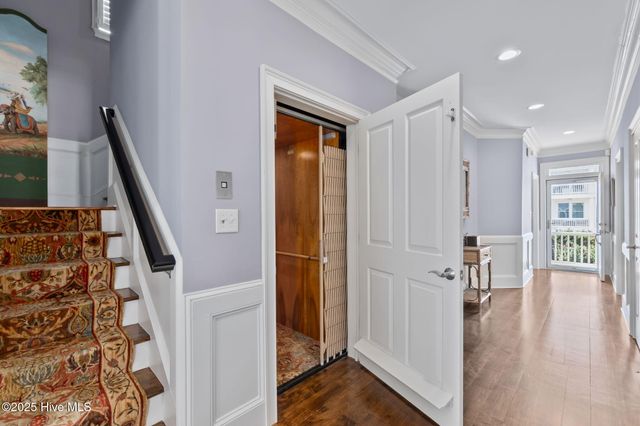 104 Gallants Lane, Beaufort, NC 28516