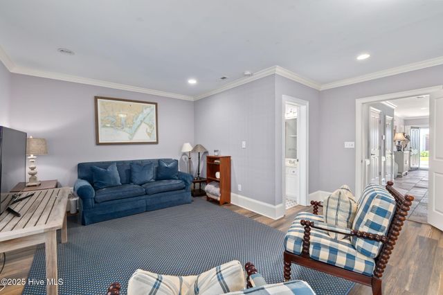 104 Gallants Lane, Beaufort, NC 28516