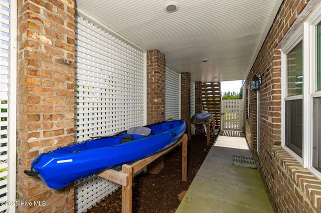 104 Gallants Lane, Beaufort, NC 28516