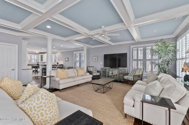 104 Gallants Lane, Beaufort, NC 28516