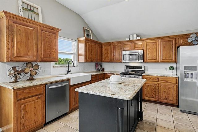 2513 Broadwell Oaks Drive, Norman, OK 73071