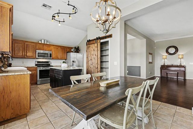 2513 Broadwell Oaks Drive, Norman, OK 73071
