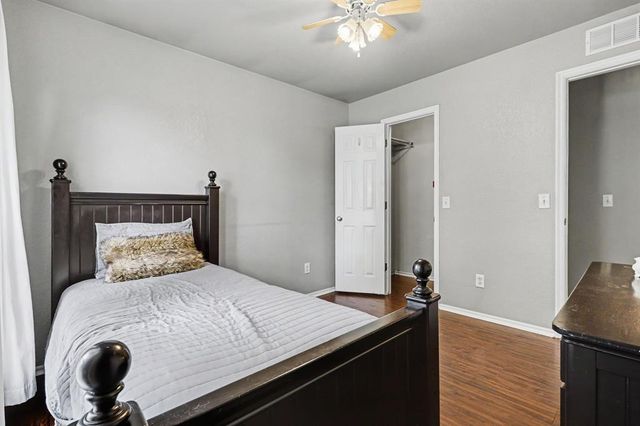 2513 Broadwell Oaks Drive, Norman, OK 73071