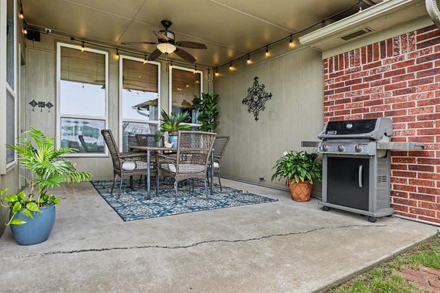 2513 Broadwell Oaks Drive, Norman, OK 73071