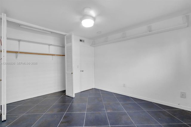 11960 NE 19th Dr 15, North Miami, FL 33181