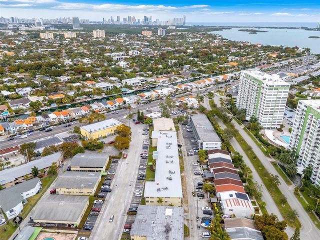 11960 NE 19th Dr 15, North Miami, FL 33181