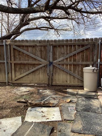 5321 Wolens Way, Fort Worth, TX 76133