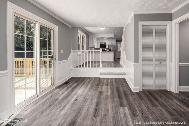 1905 Fairview Way, Greenville, NC 27858