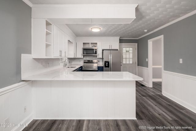 1905 Fairview Way, Greenville, NC 27858