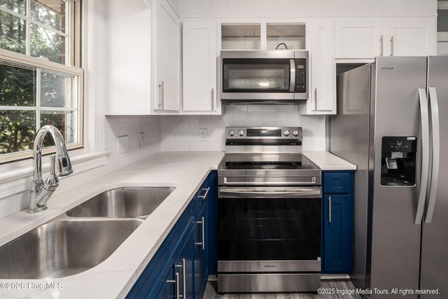 1905 Fairview Way, Greenville, NC 27858