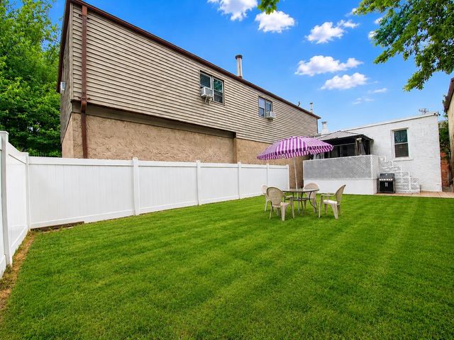 1717 41ST ST, North Bergen, NJ 07047