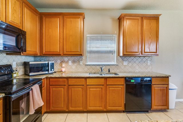 8507 DRIFTWOOD HL, San Antonio, TX 78255