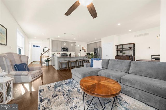 312 RIDGEWOOD DR, Royersford, PA 19468