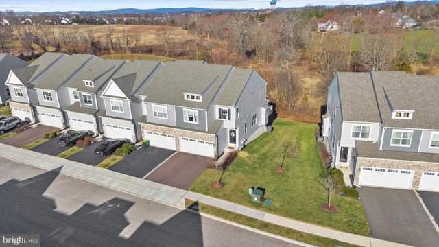 312 RIDGEWOOD DR, Royersford, PA 19468
