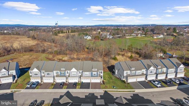 312 RIDGEWOOD DR, Royersford, PA 19468