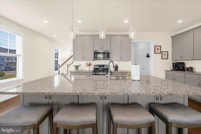 312 RIDGEWOOD DR, Royersford, PA 19468