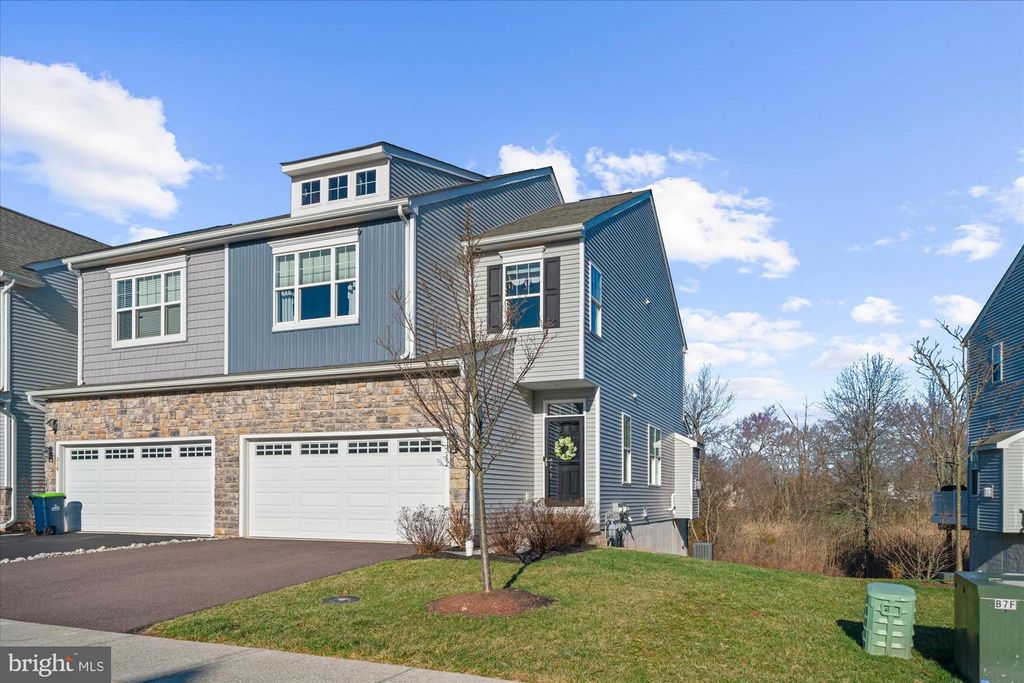 312 RIDGEWOOD DR, Royersford, PA 19468