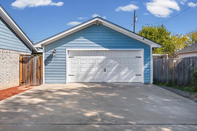 134 Thiele Road, Lorena, TX 76655