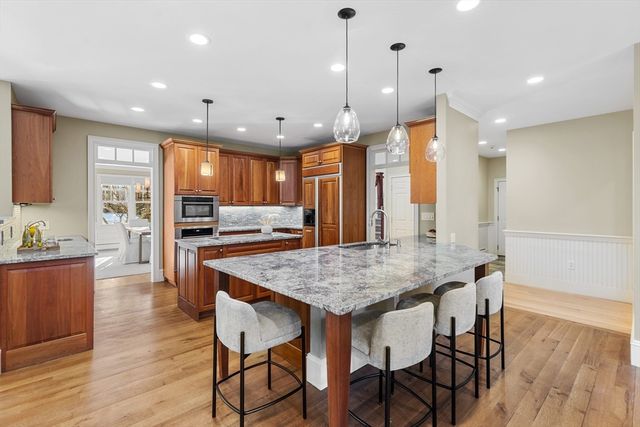 22 Fairbanks Rd, Lexington, MA 02421