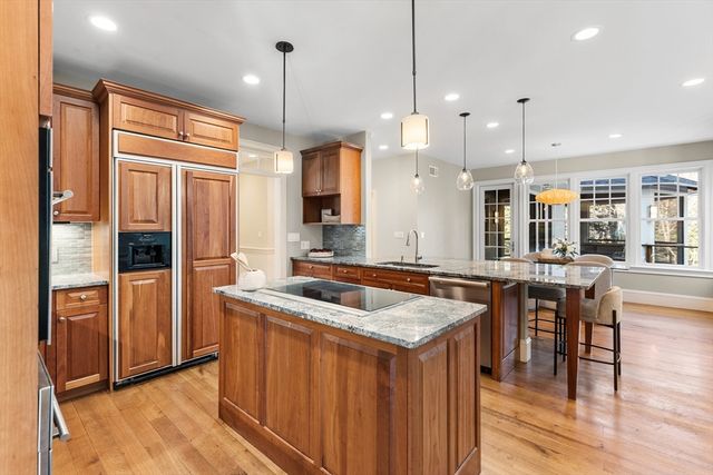 22 Fairbanks Rd, Lexington, MA 02421