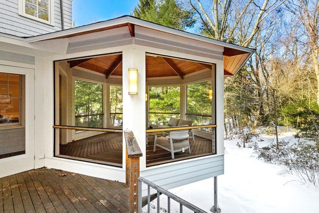 22 Fairbanks Rd, Lexington, MA 02421