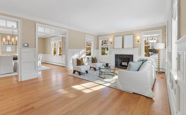 22 Fairbanks Rd, Lexington, MA 02421