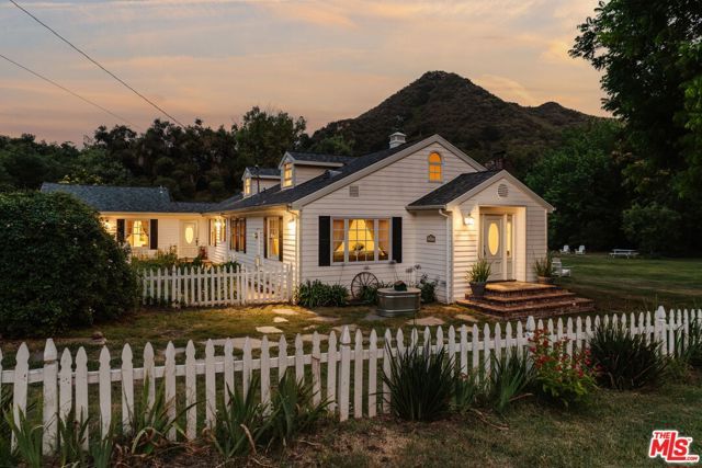 1520 Bonnell Drive, Topanga (los Angeles), CA 90290