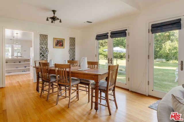 1520 Bonnell Drive, Topanga (los Angeles), CA 90290