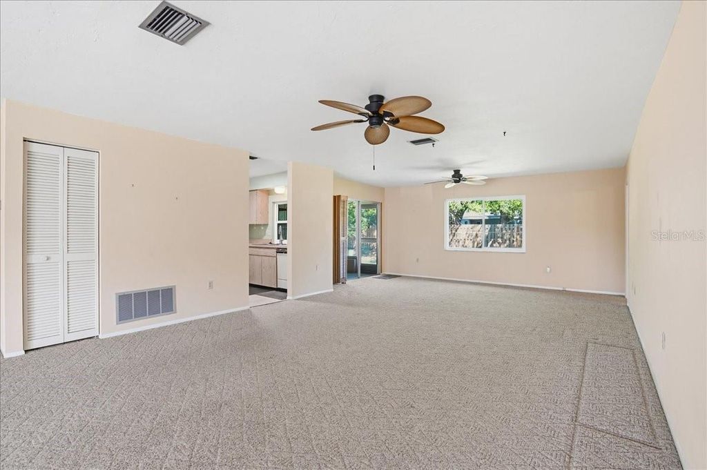 Image 14 of property listing at 3759 COLLINS STREET 711, Sarasota, FL 34232