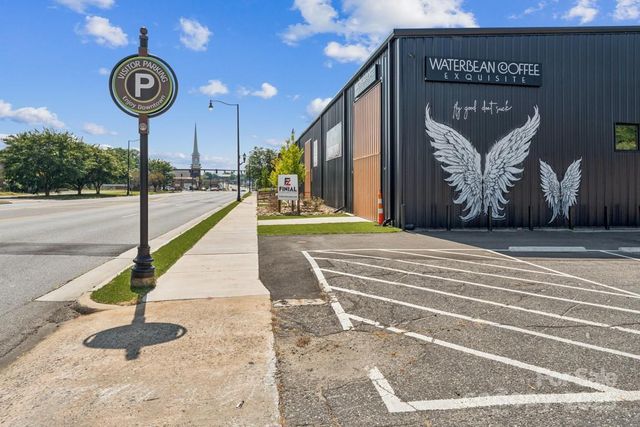 105 S Ransom Street, Gastonia, NC 28052