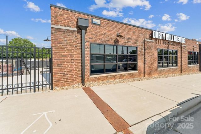 105 S Ransom Street, Gastonia, NC 28052