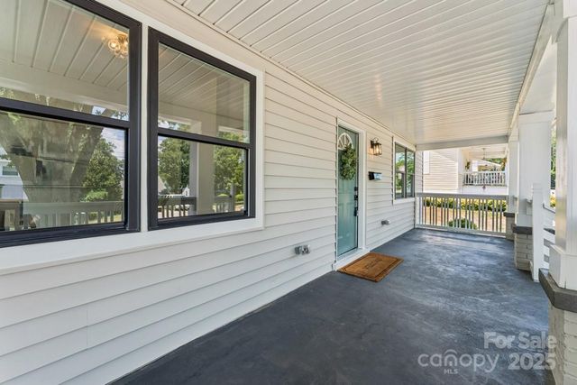 105 S Ransom Street, Gastonia, NC 28052
