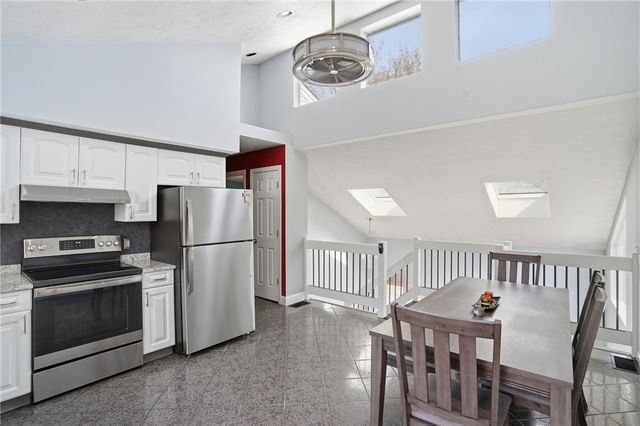 76 Myra Street, Providence, RI 02909