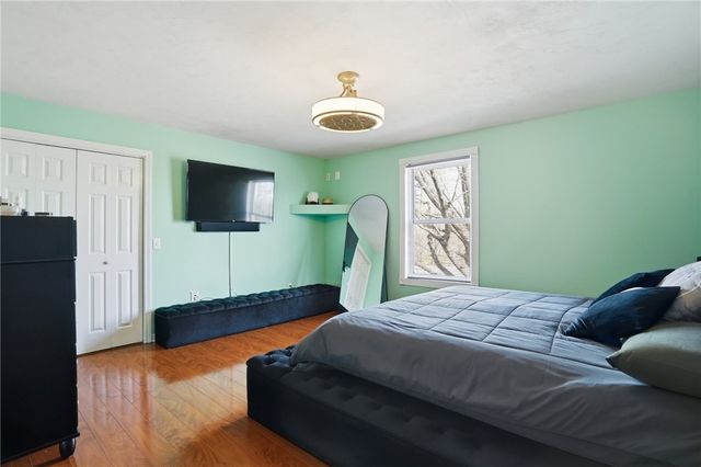 76 Myra Street, Providence, RI 02909