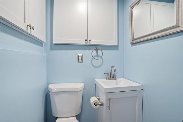 76 Myra Street, Providence, RI 02909