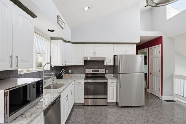 76 Myra Street, Providence, RI 02909