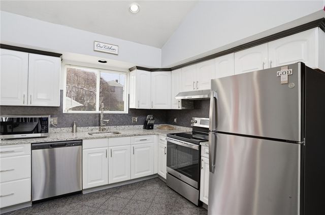 76 Myra Street, Providence, RI 02909