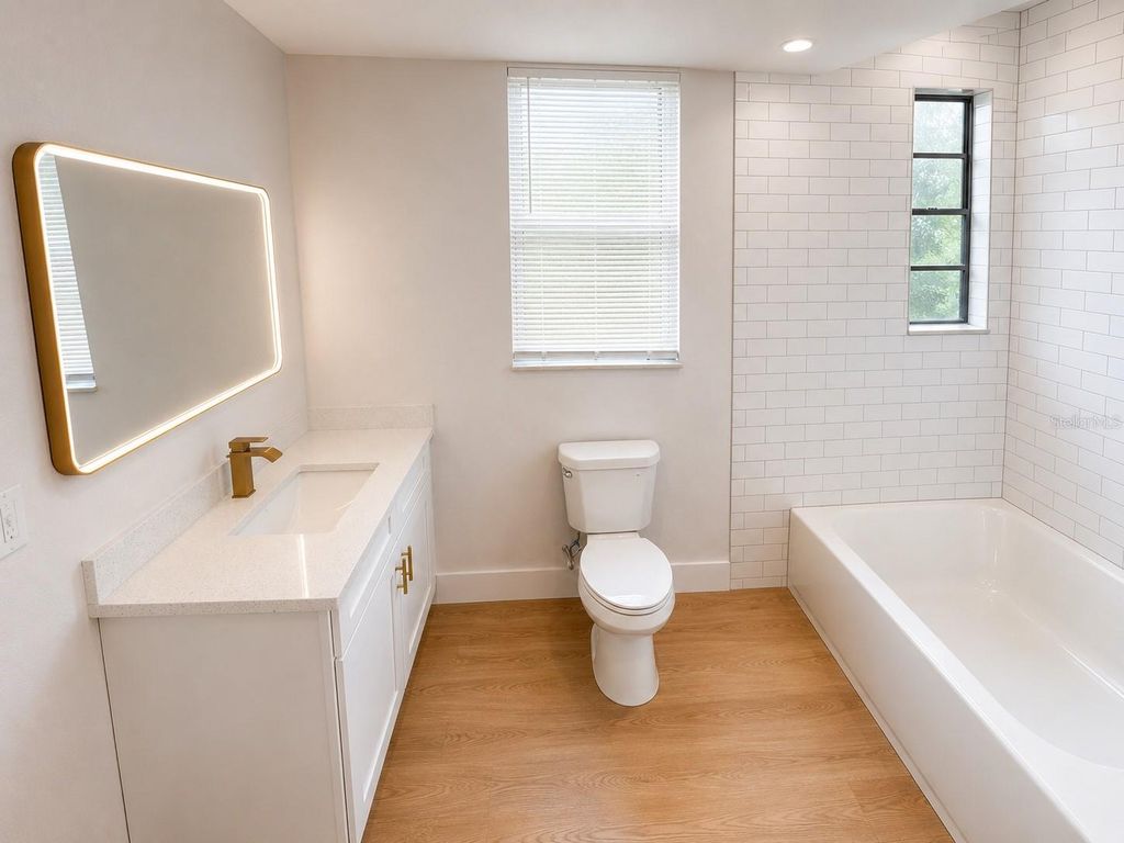 Image 17 of property listing at 2908 BANZA STREET, Tampa, FL 33605