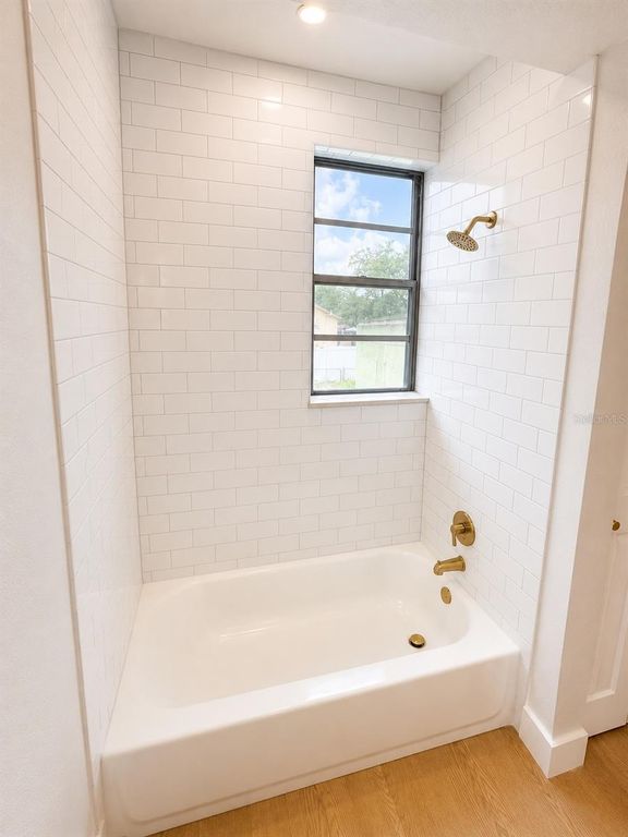 Image 19 of property listing at 2908 BANZA STREET, Tampa, FL 33605