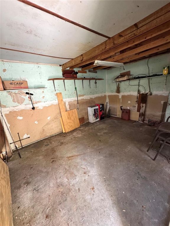 Image 30 of property listing at 2908 BANZA STREET, Tampa, FL 33605